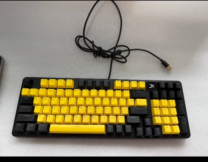 正品网吧同款西伯利亚xs980电竞游戏有线光轴插拔轴机械键盘98键