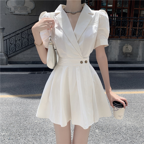 Real beat real price slim skirt Hepburn French word pleated bubble sleeve suit collar Pleated Dress