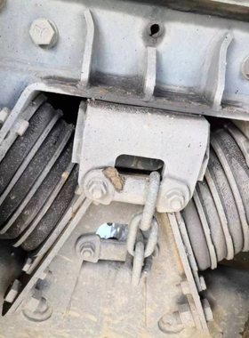 徐工中联三一吊车配件大全后桥减震胶垫橡胶弹簧缓冲垫25k5dxct25