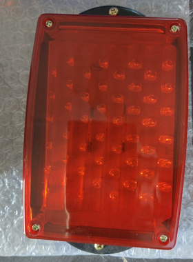 徐工吊车配件大全 LED红色后雾灯 刹车灯 QY20b/25k5/30k/50k