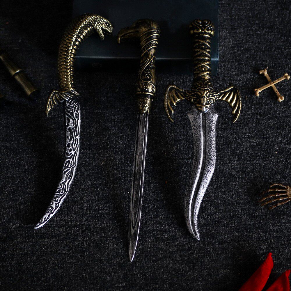 万圣节玩具角色扮演道具塑料兵器天使魔鹰头忍者蛇腹仿真匕首短剑