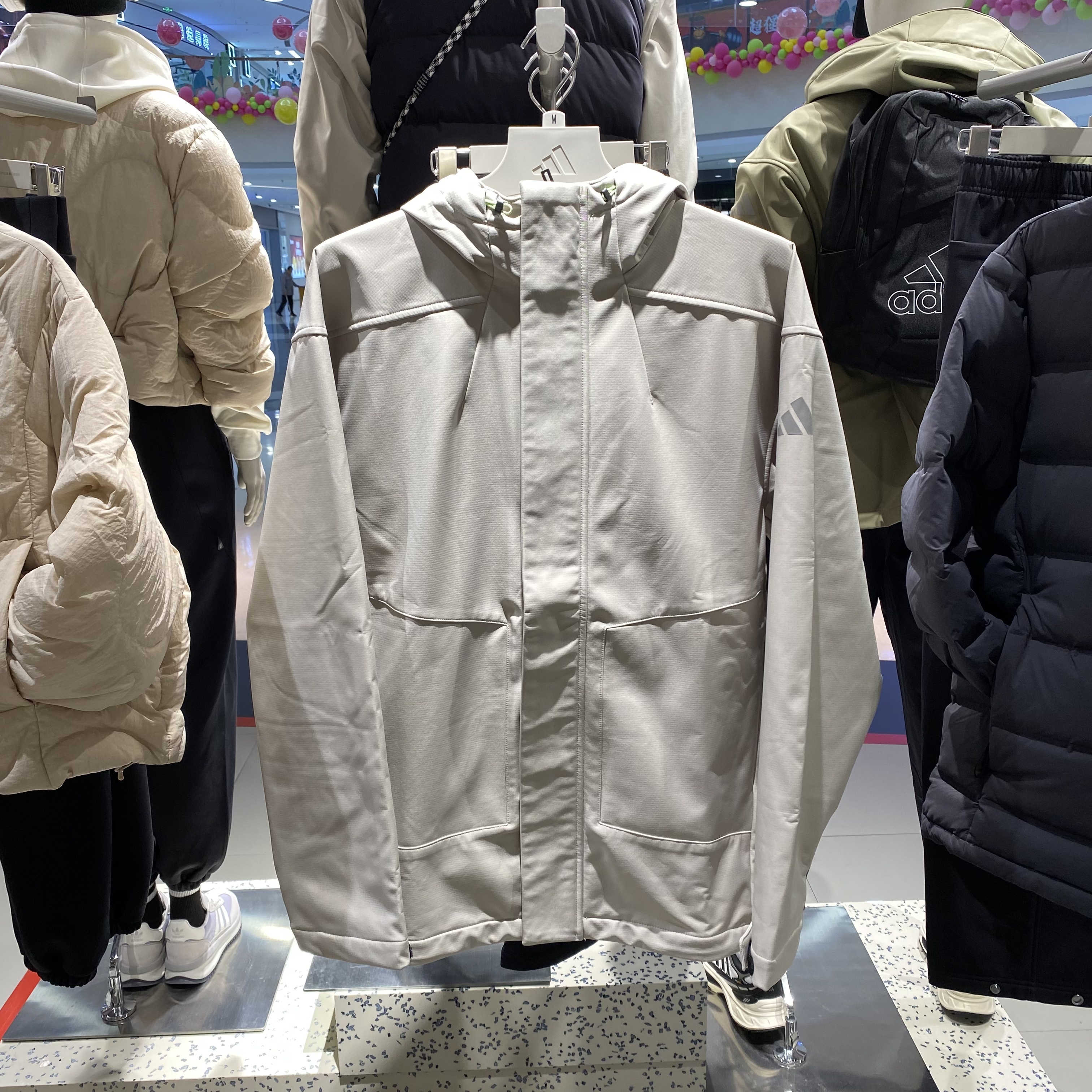 ADIDAS阿迪达斯2024冬季男子运动休闲连帽夹克外套保暖透气JM9156