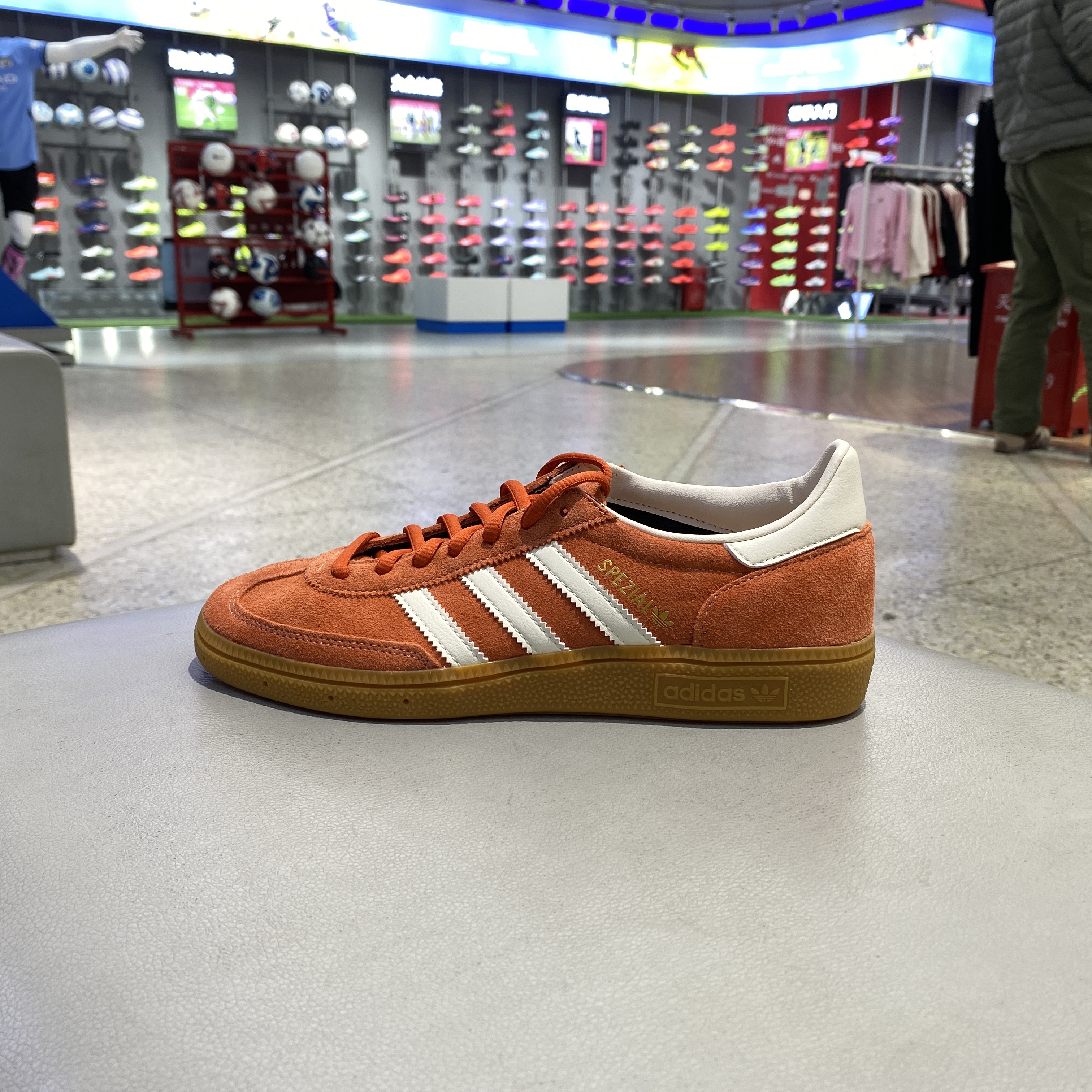 adidas阿迪达斯三叶草男鞋女鞋HANDBALL经典运动休闲板鞋IG6191