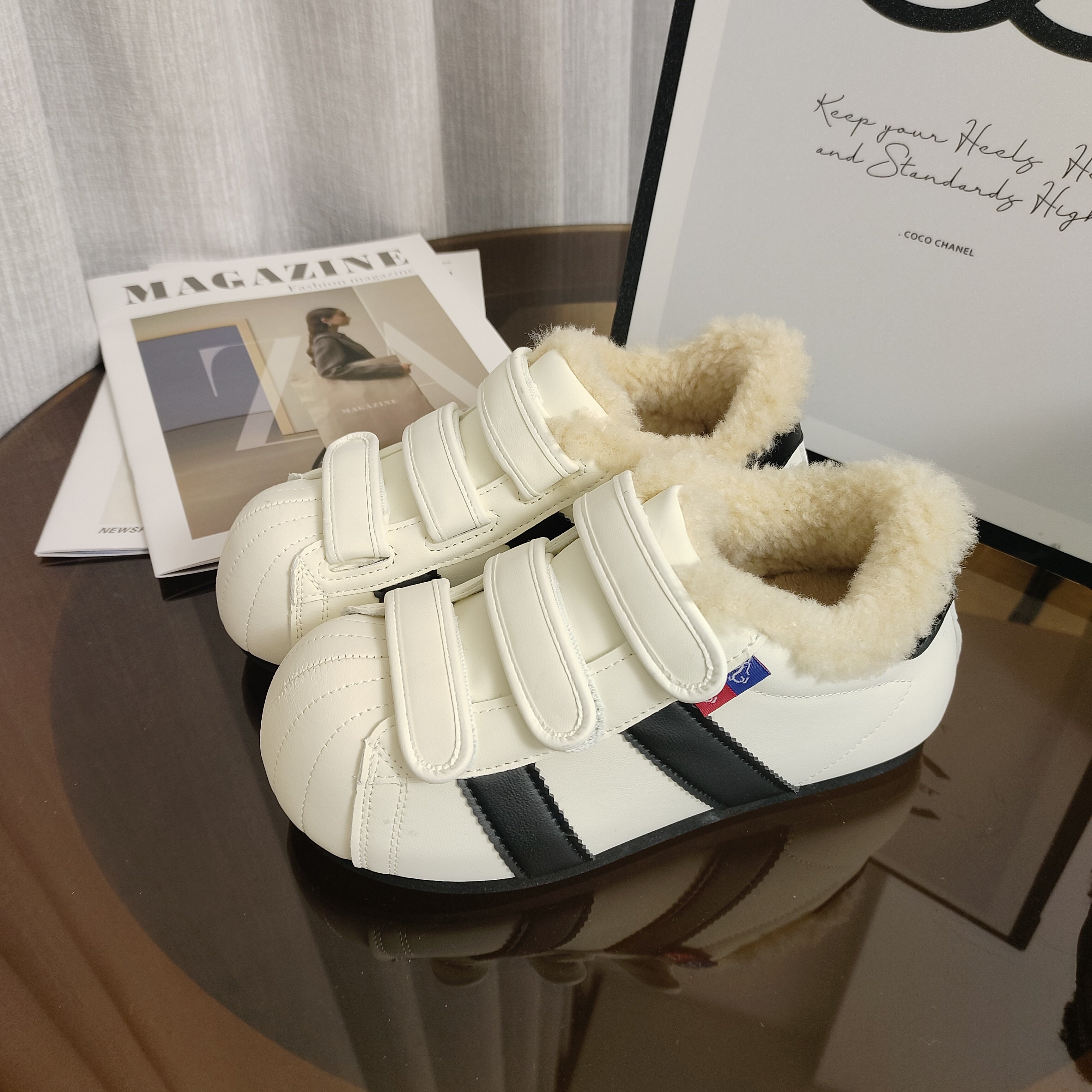 丑萌大头娃娃鞋2025冬季保暖加绒小个子魔术贴棉鞋休闲百搭德迅鞋