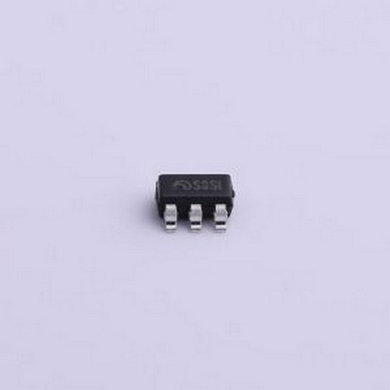 ME6211C30M5G-N 线性稳压器(LDO) 输入6V 输出3V 500mA SOT-23-5