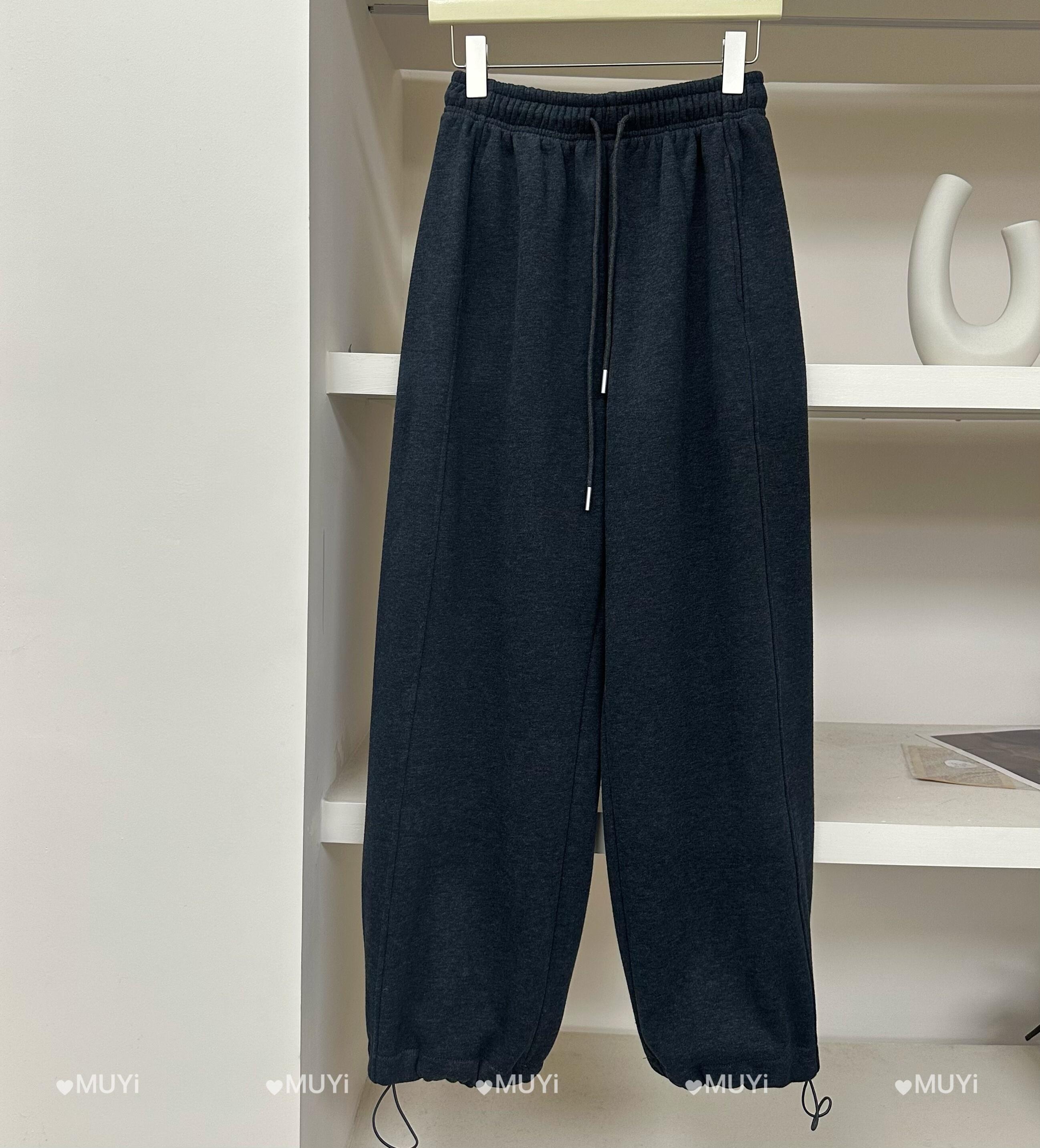 MUYi韩系冬季新款松紧腰抽绳宽松直筒舒适保暖加绒卫裤裤脚可抽绳