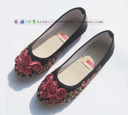 专柜正品小花园福牌绣花鞋单鞋牛筋底坡跟女鞋布鞋老太太鞋a6029