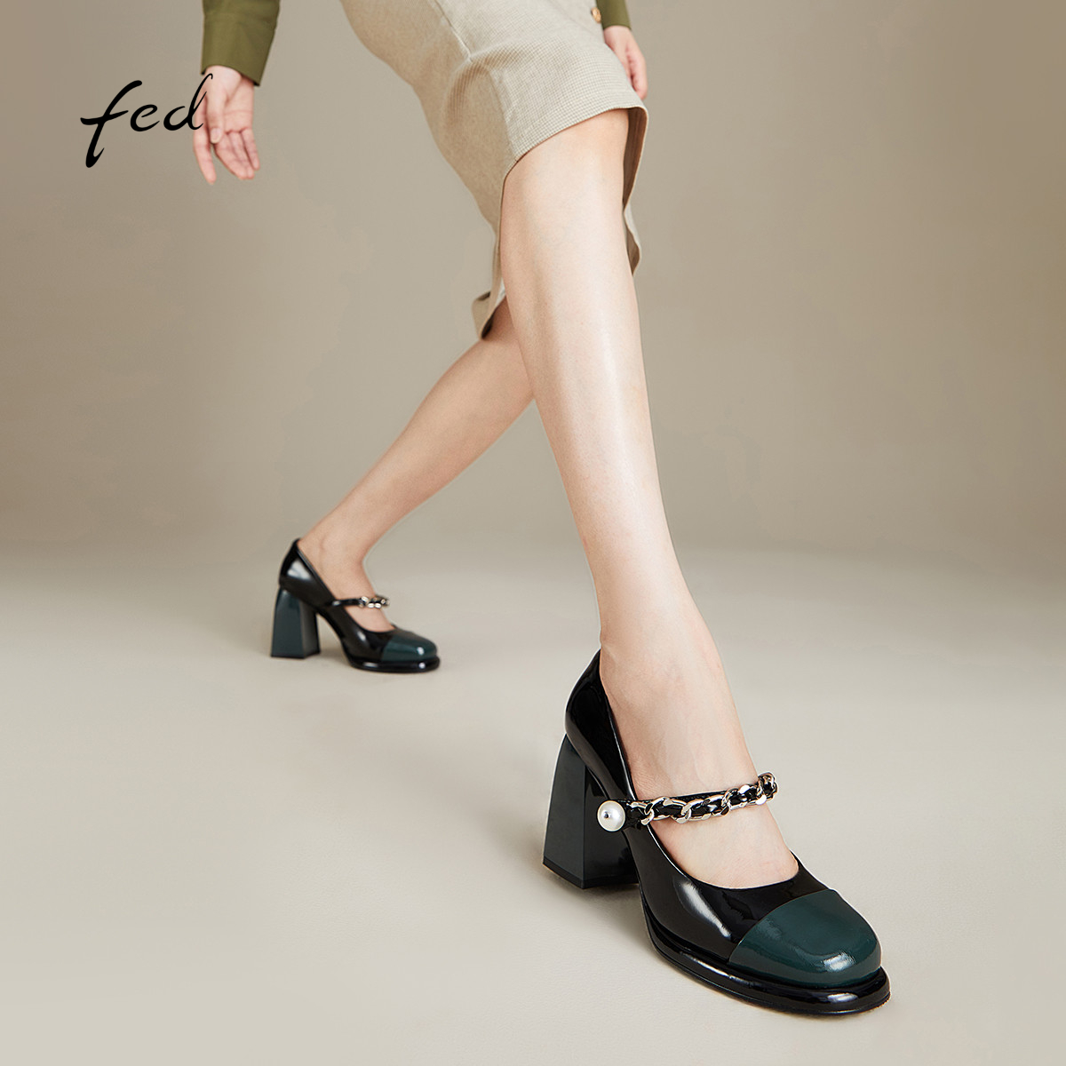 fed粗跟小皮鞋秋季新款女鞋复古拼色玛丽珍鞋单鞋女款R0821-ZF013