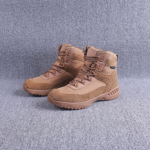 欧洲单男士户外沙漠靴轻量级防水防滑登山鞋真皮高帮徒步鞋大黄靴