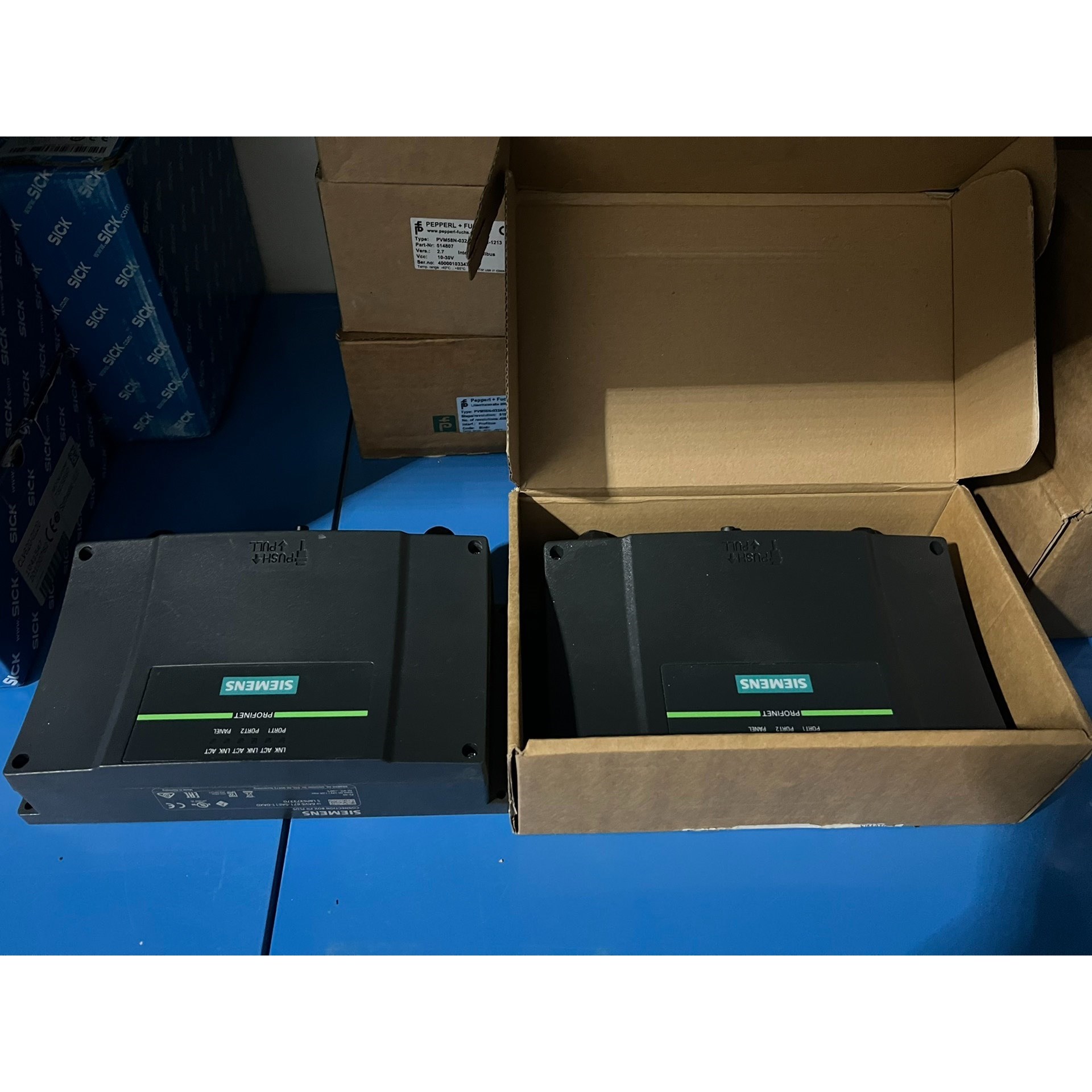 SIEMNS增强型移动面板接线盒6AV6 671-5 议价