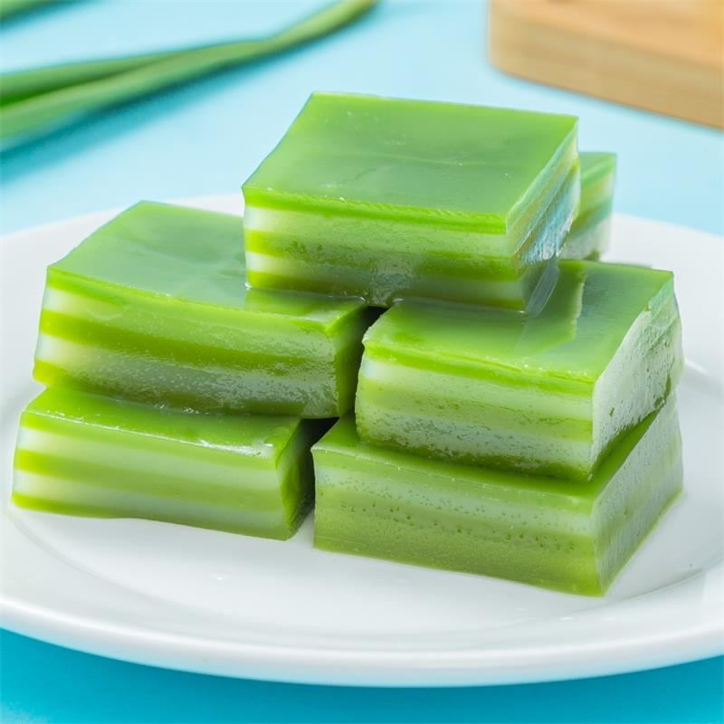 斑斓椰汁千层糕 传统娘惹糕点心 芒果椰子软糯甜点 广西特色中式