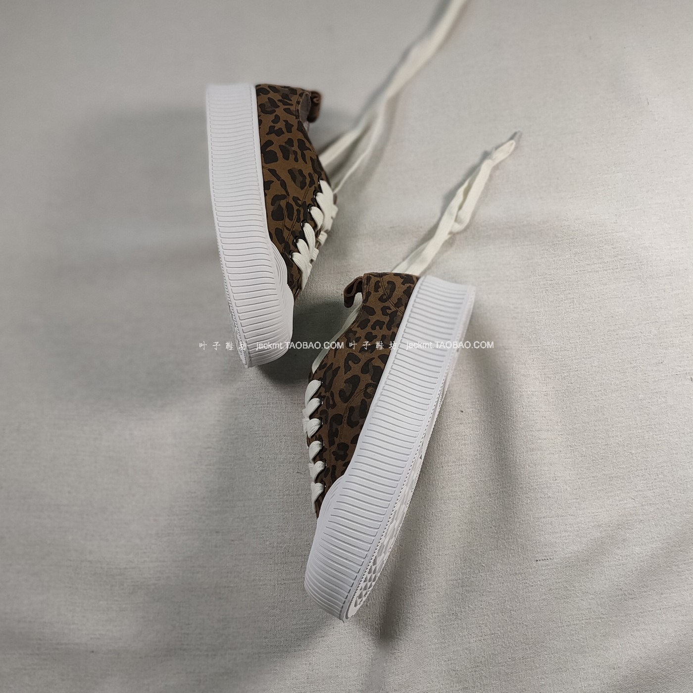 纯原！牛货~2025新款~时髦洋气小白鞋复古豹纹真皮德训板鞋饼干鞋