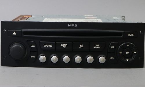 老款世嘉 凯旋 C5 307原车CD机 支持2路AUX，双通道aux 全铜散热片，声音犀利。注意，此机器不支持USB，仅支持双路AUX