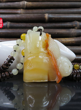 送鉴定卡岫玉挂件玉石蜗牛带链子