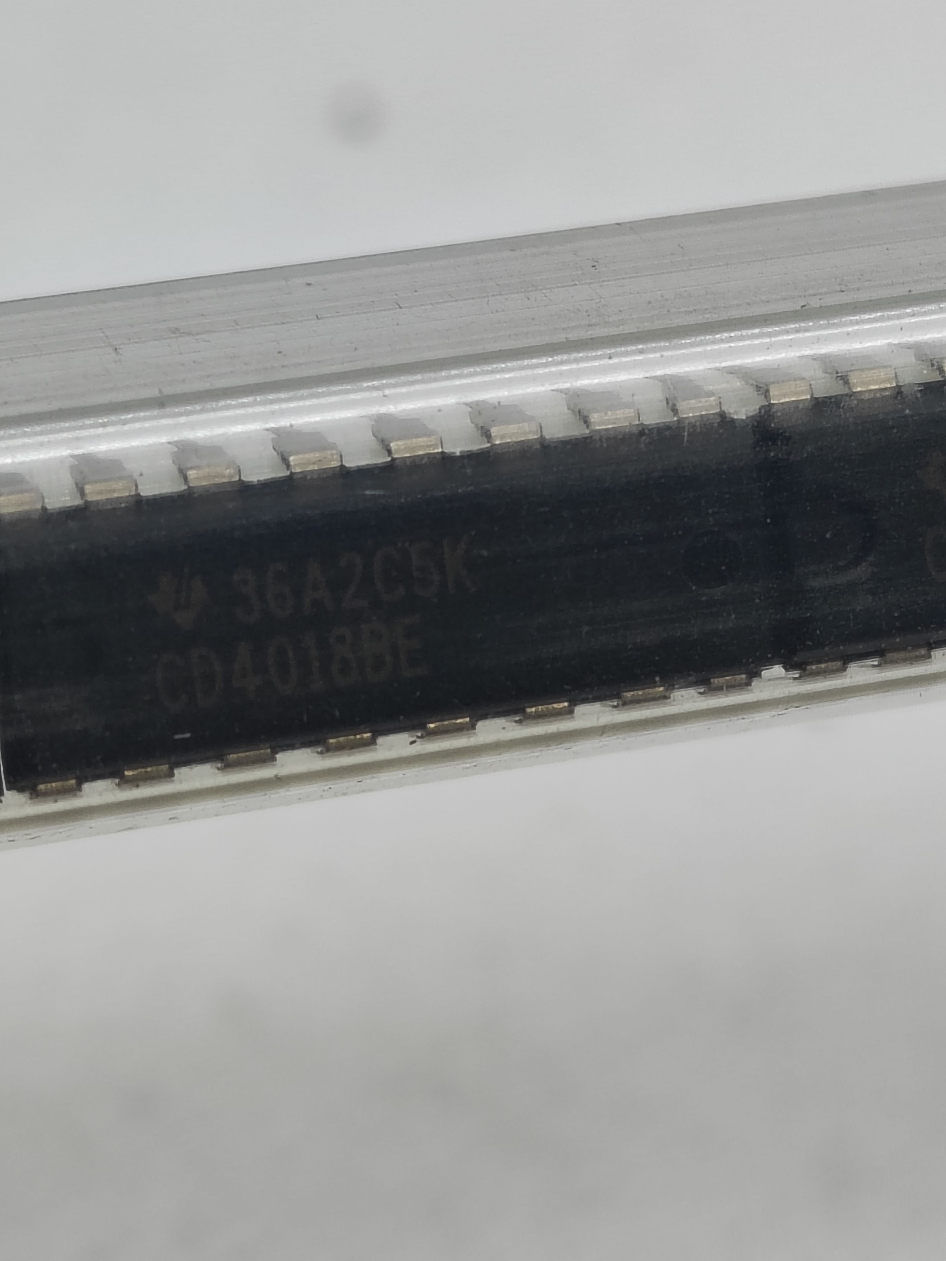 CD4018BE全新原装进口实物拍摄可直接拍