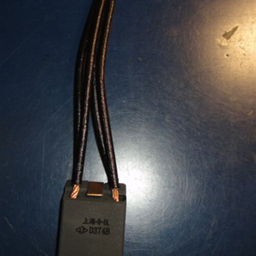 热销双片式直流电机碳刷D374B 2(8X32X64)MM