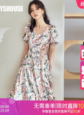 罗衣复古方领缎面连衣裙2025夏装新款气质桃心领短袖大摆裙04501