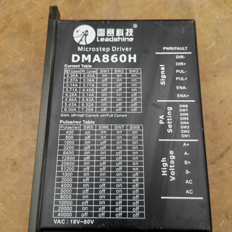 步进电机驱动器 DMA860H 的实物图
