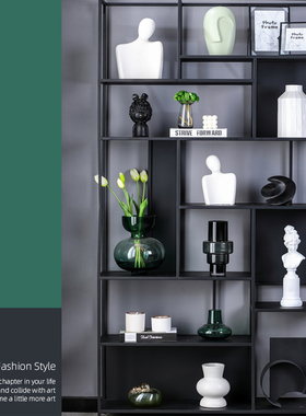 样板间书柜沙漏相框蜡烛软装饰品