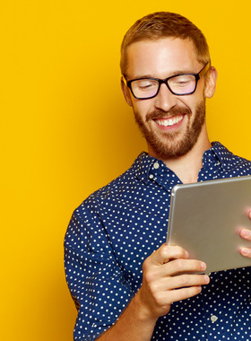 定制Essilor依视路爱赞1.56数码钻晶a4防蓝光抗视疲劳1.591眼镜片