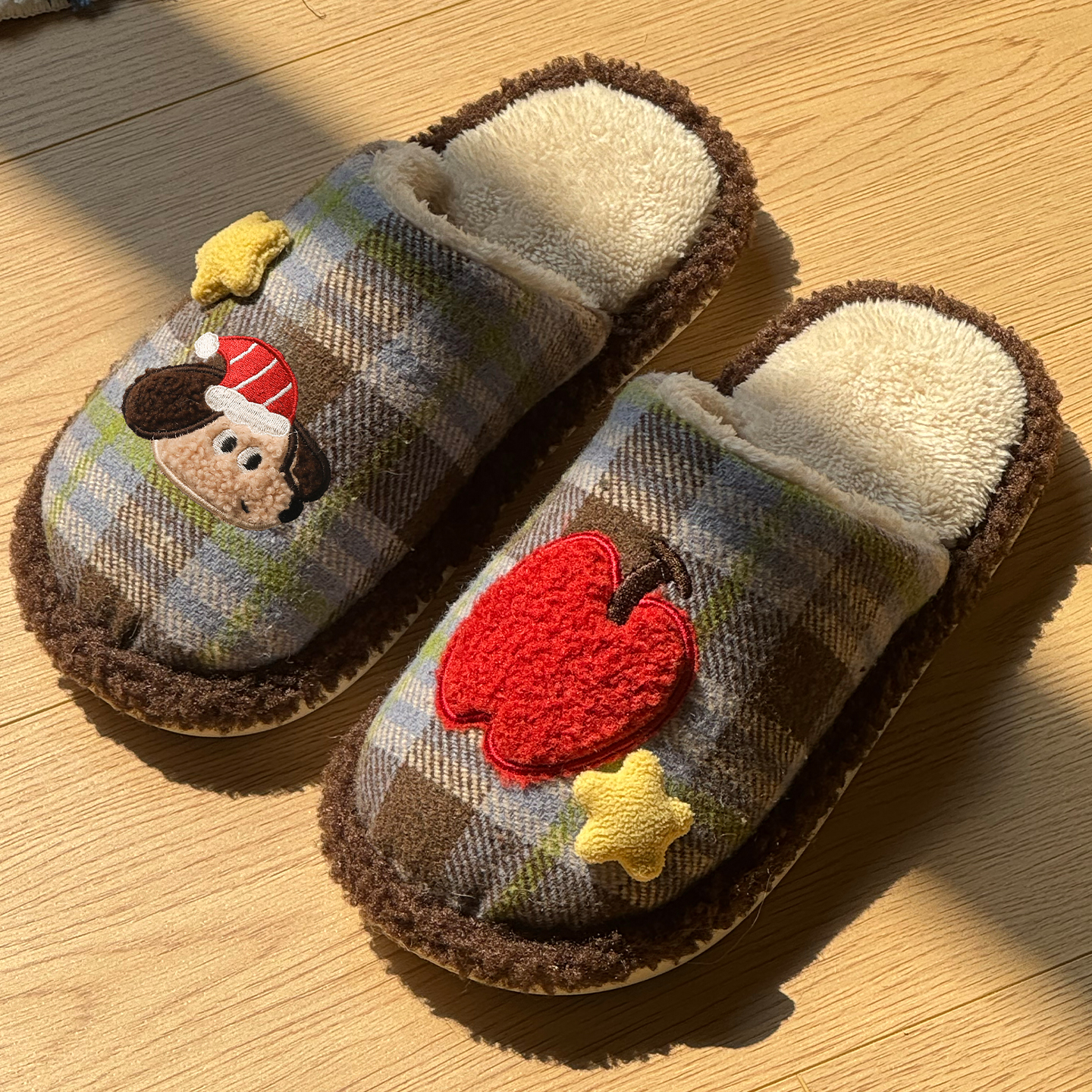 可爱卡通格纹小狗棉拖鞋女保暖