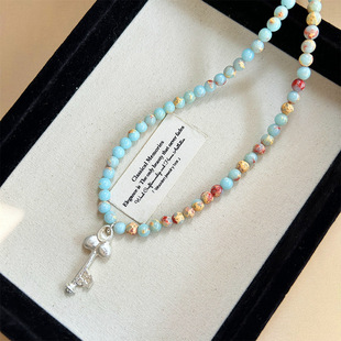 新款天然石蓝色串珠锁造型吊坠彩色点缀项链女高级复古叠戴锁骨链