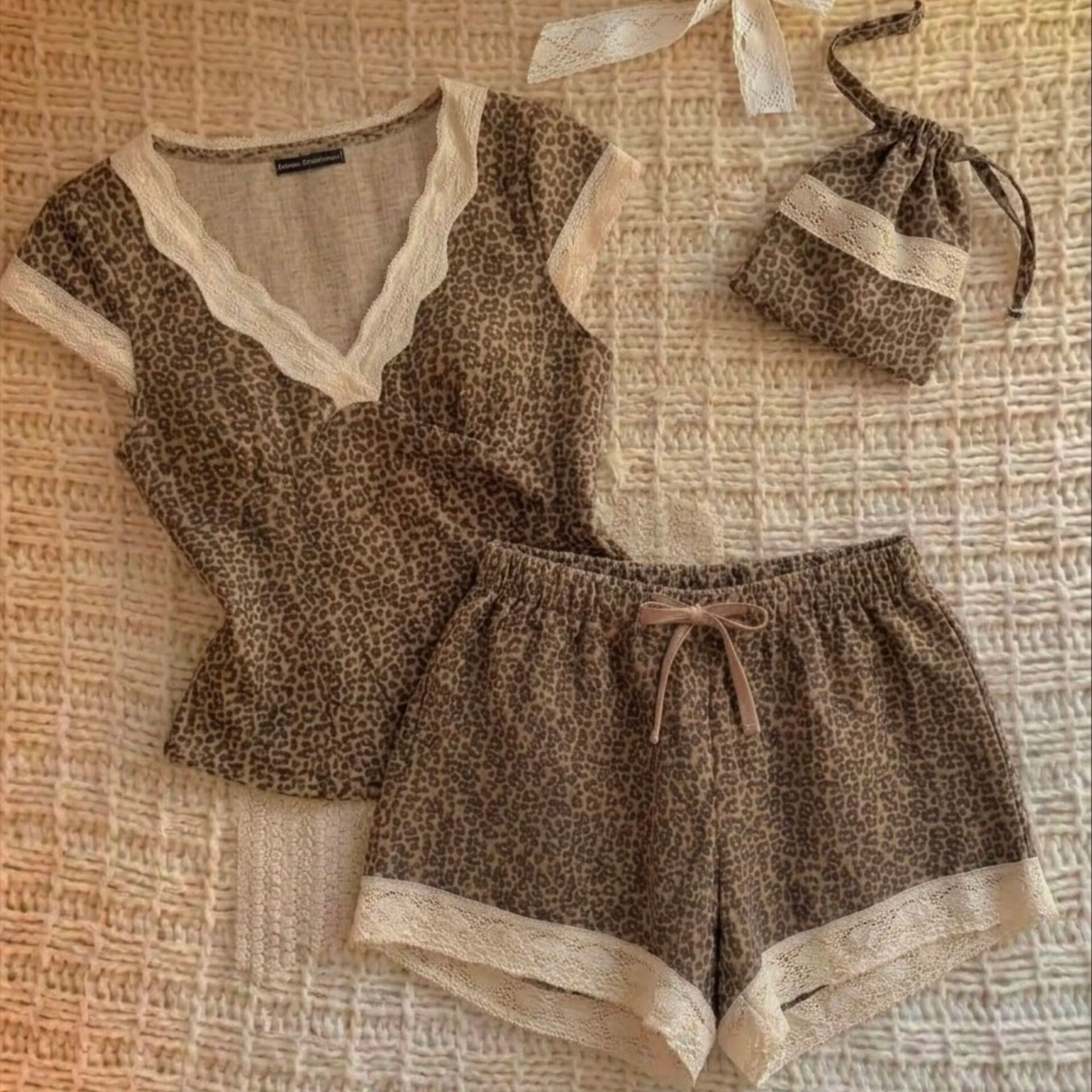 法式芭蕾风甜美睡衣女夏季蕾丝花边舒适短袖短裤家居服套装带胸垫