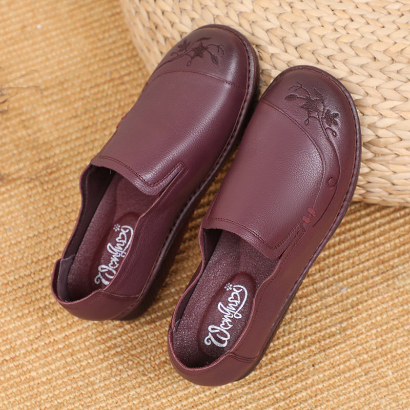 真皮平底妈妈单鞋休闲舒适防滑牛筋底老人美丽皮鞋中老年软底女鞋