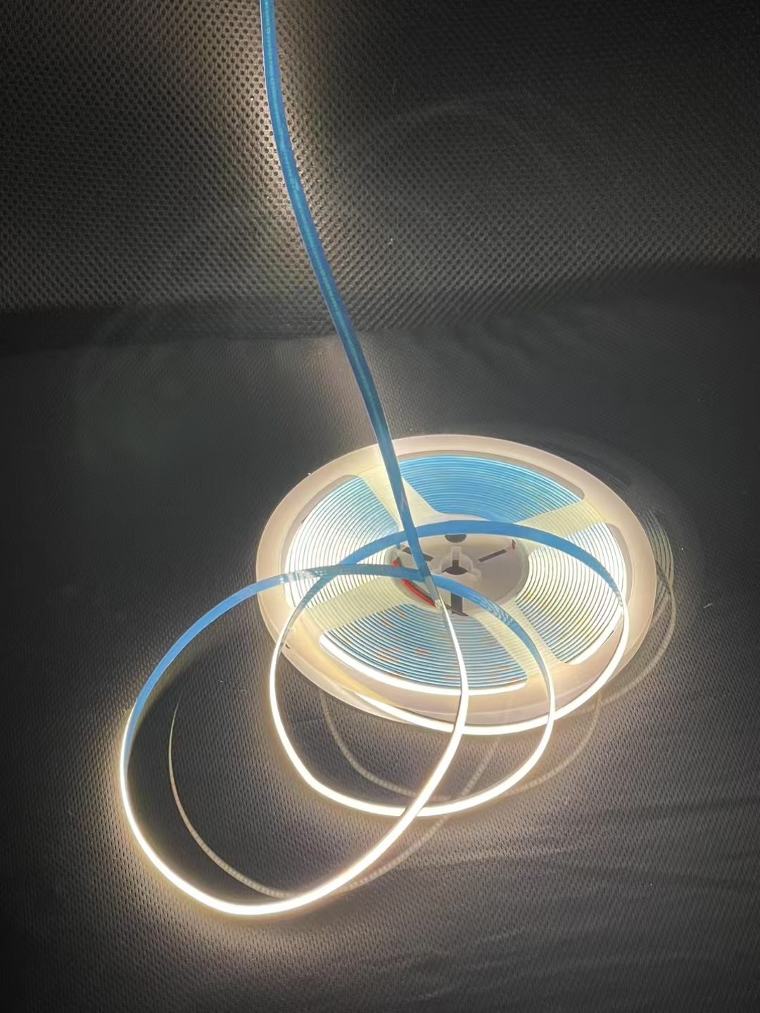 5mm宽cob灯带自粘超薄12V/24v低压柔性软灯条装饰橱柜线型灯