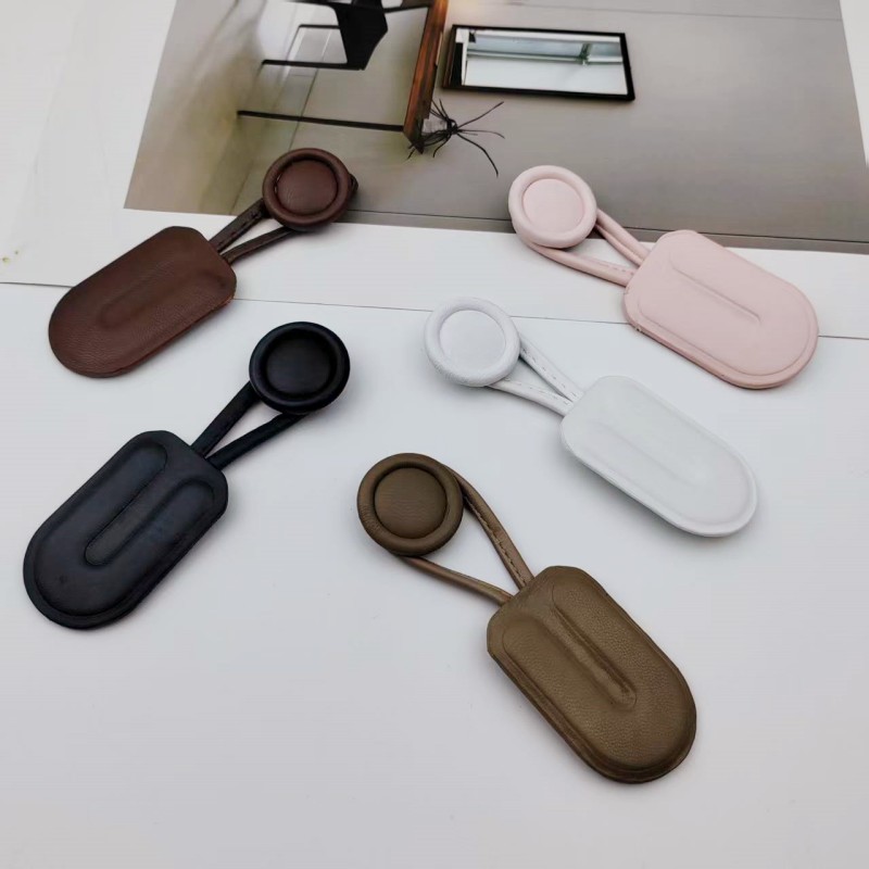 高档皮革对扣毛呢大衣羊羔绒外套皮搭扣儿童毛衣带皮装饰扣纽扣子