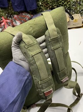 保真老货70年代56式40筒RPG2背具对越自卫还击携具户外背负肩垫包