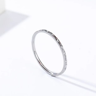 时尚钛钢戒指 1mm菱形堆叠钛钢戒指女尾戒 可叠戴钛钢戒指指环