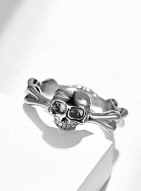 时尚钛钢戒指欧美复古骷髅头摩托车手戒指朋克潮男女钛钢戒指指环