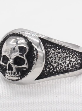 时尚钛钢男款戒指 欧美个性圆形骷髅戒指 复古骷髅头钛钢戒指指环