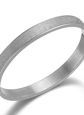 时尚风磨砂女士钛钢手环
