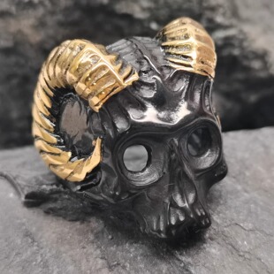 时尚钛钢戒指  朋克骷髅头羊头钛钢戒指 金羊角羊头骷髅戒指指环