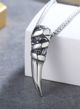 时尚钛钢项链 欧美个性复古绷带骷髅尖角吊坠男款钛钢项链