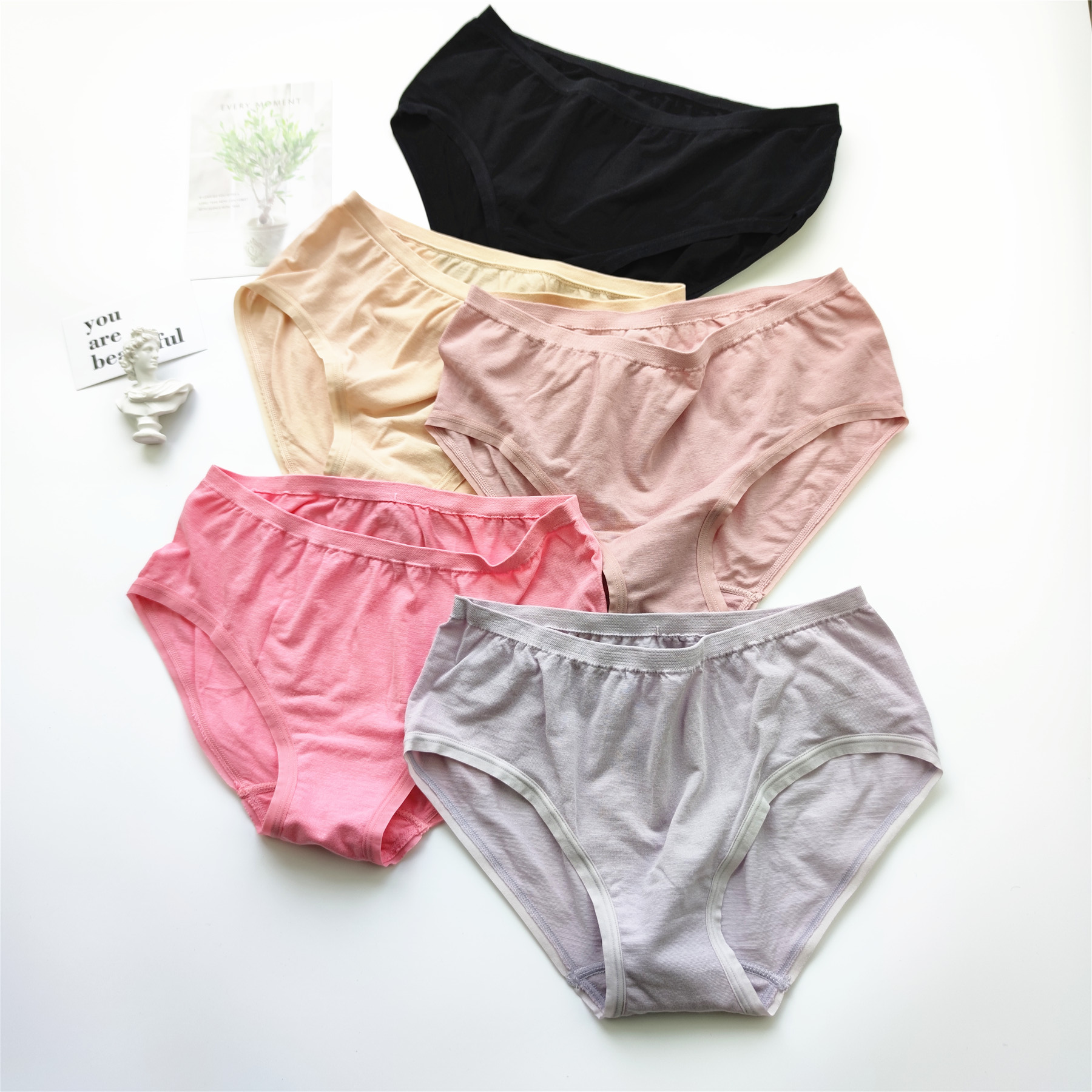 无印风轻薄无缝女士纯色内裤