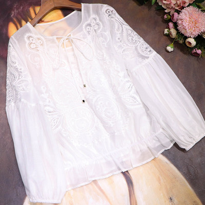 特惠，现货秒发！系带灯笼袖重工刺绣丝棉上衣 配吊带M9279