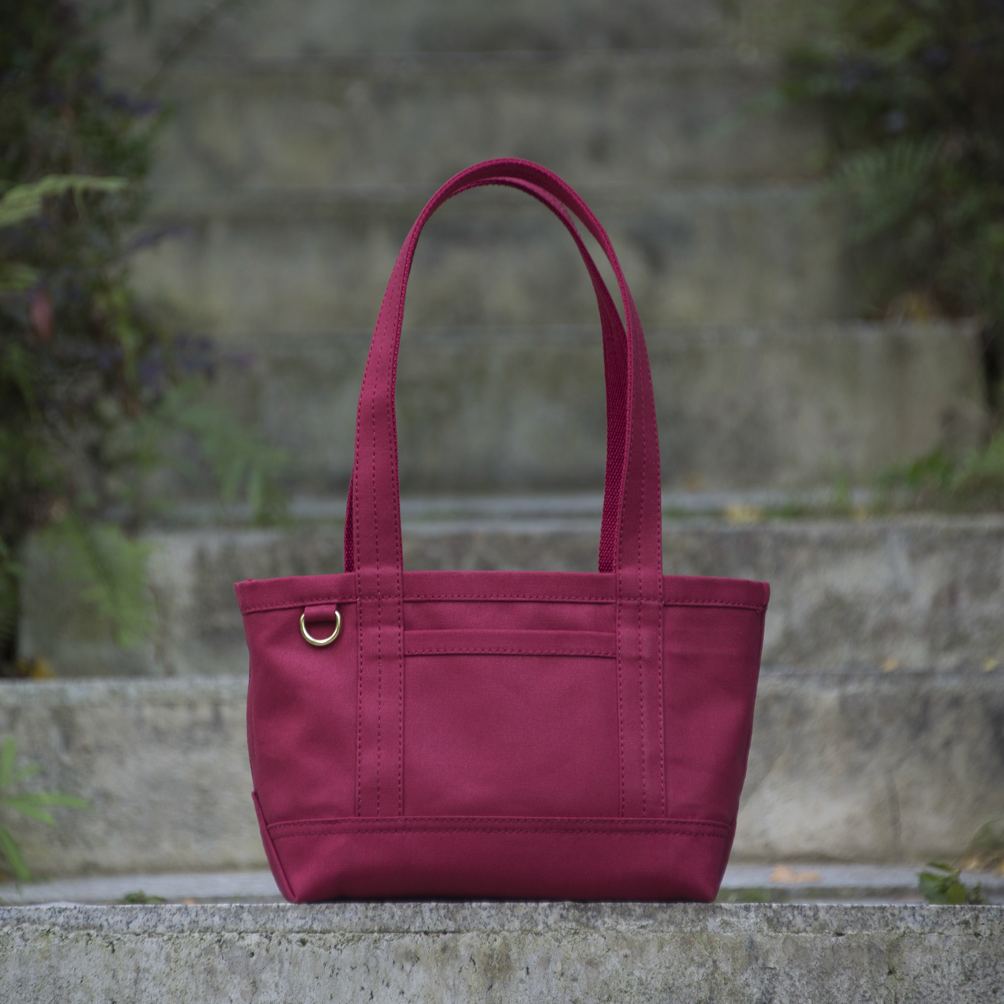 重磅厚硬帆布深红托特包可定制