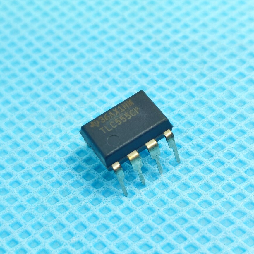 进口TLC555C  TLC555 全新原装德州（TI）直插DIP-8 芯片