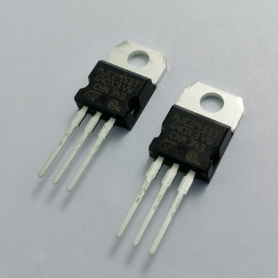 MJE2955T  E2955  全新原装(意法)ST 三极管PNP 封装TO-220 优质
