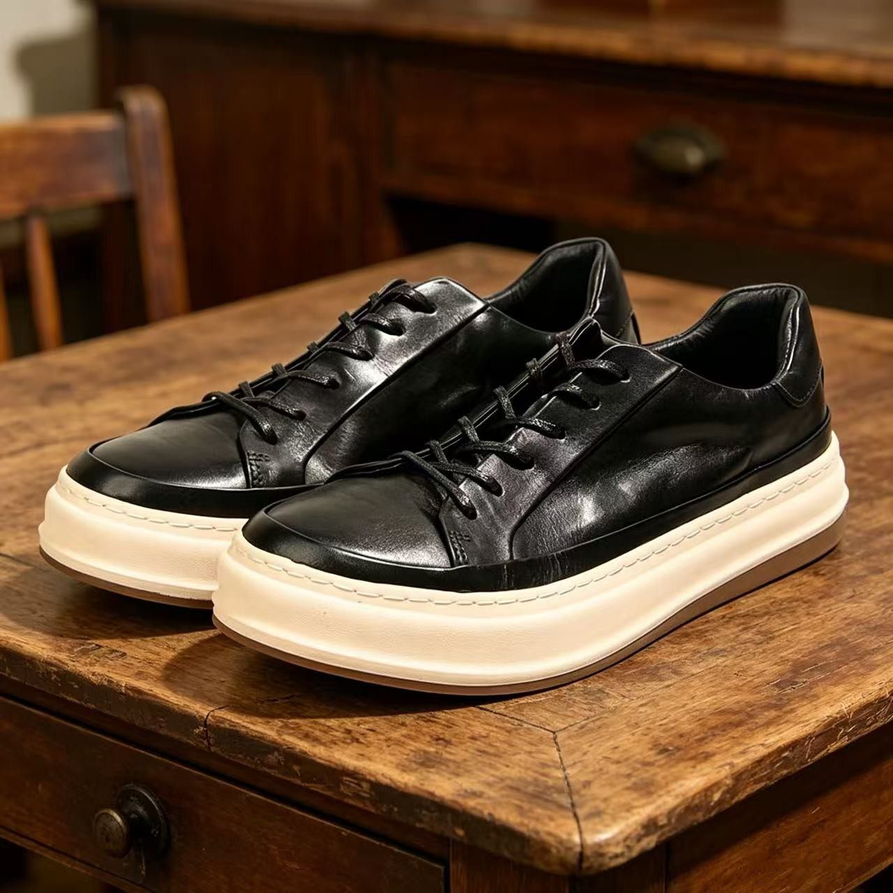 原创Vintage马皮系带运动休闲鞋男复古厚底增高板鞋舒适通勤潮鞋