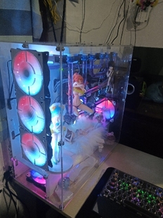 透明亚克力电脑机箱 水冷机箱 ITX 2080TI