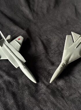 正品70年代飞行教具飞机模型苏军米格25美军F111塑料训练罗盘教具