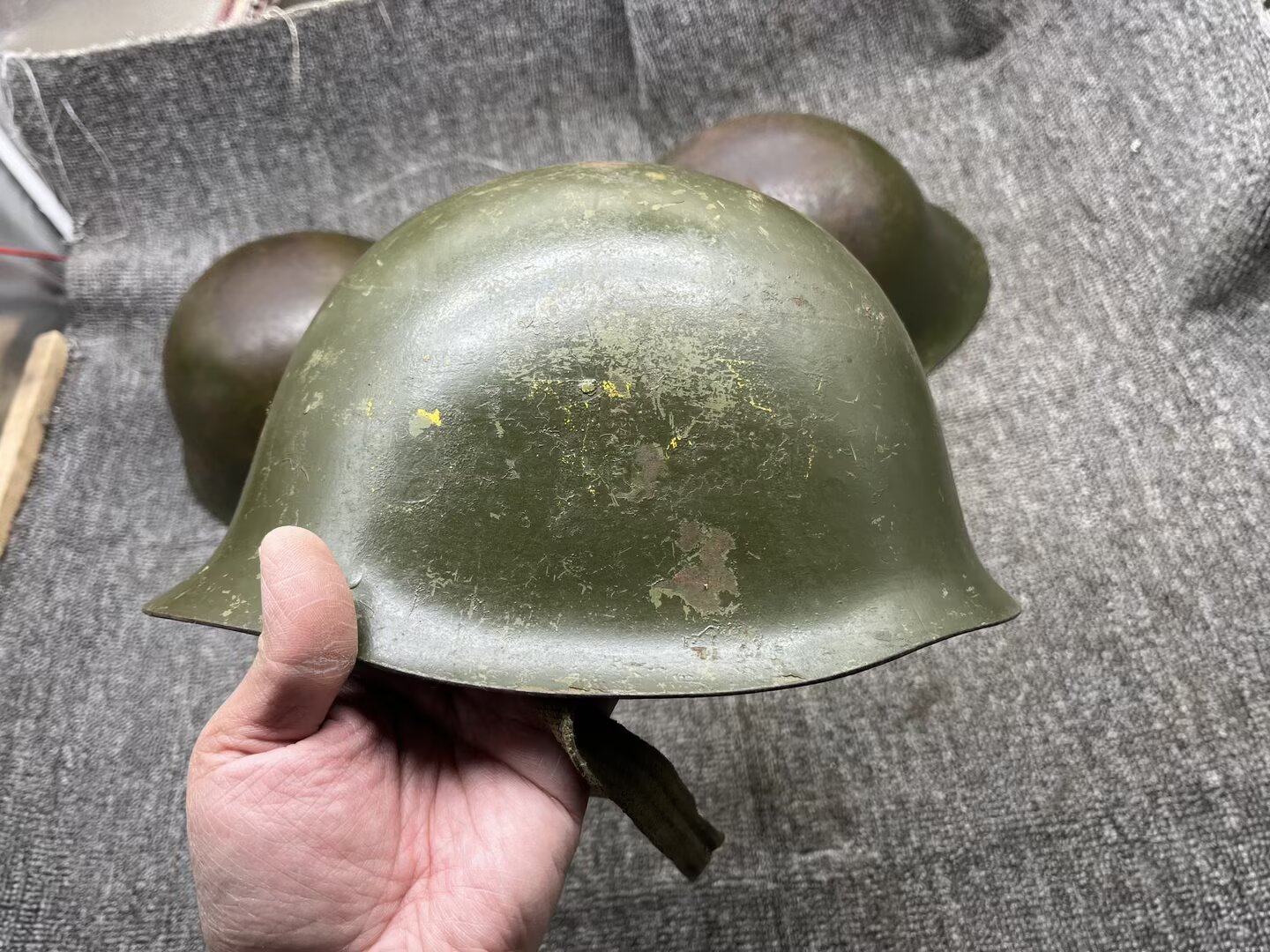 原品旧货一字下巴带大耳80盔对越自卫还击头盔80年代战术防弹钢盔