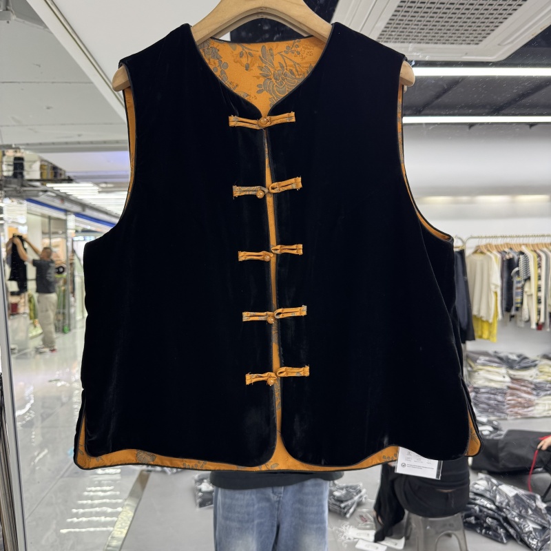 国风马甲背心2025年秋装新款流行女装丝绒马夹简约百搭显瘦显气质