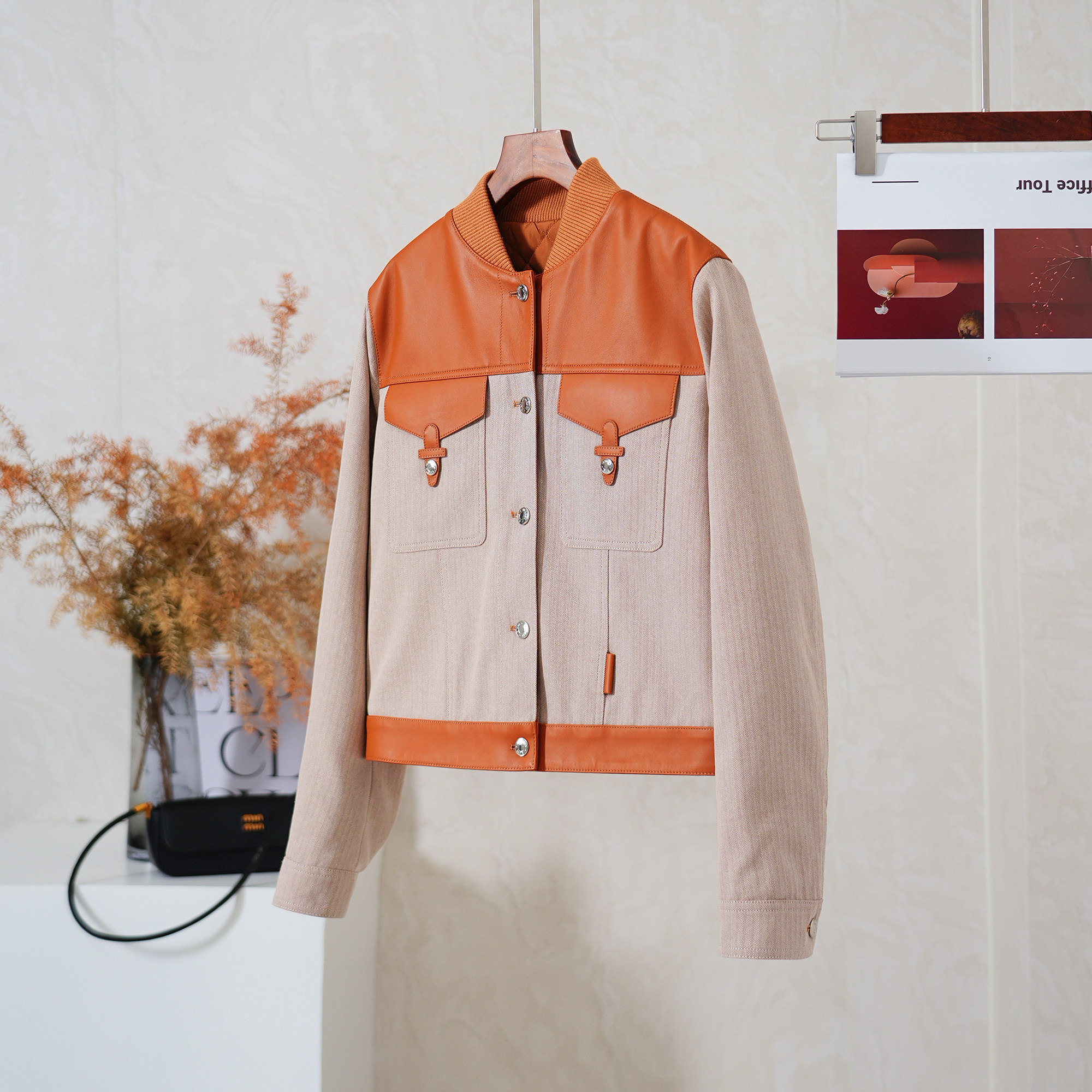 高级感斜纹棉拼羊皮革直筒棒球