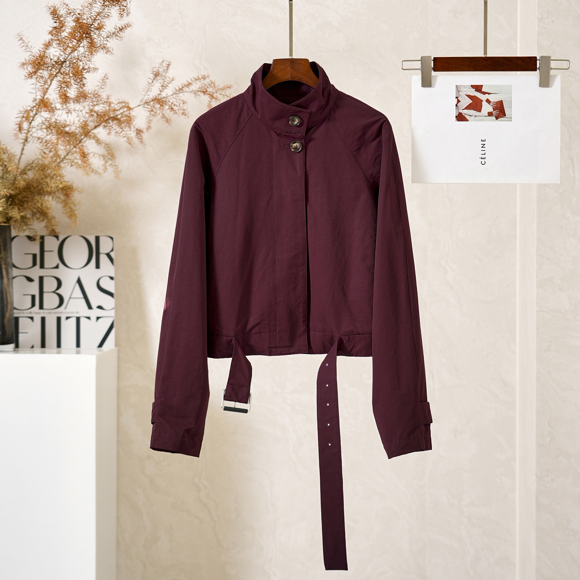 立领松身纯色百搭短款夹克外套