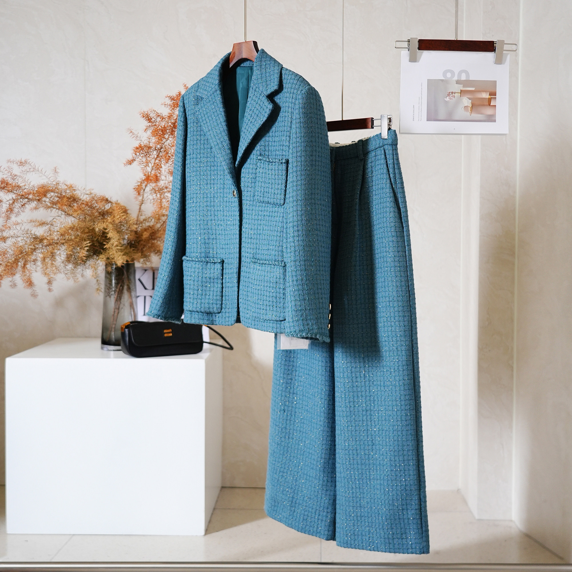 孔雀绿翻领金线编织外套长裤套装